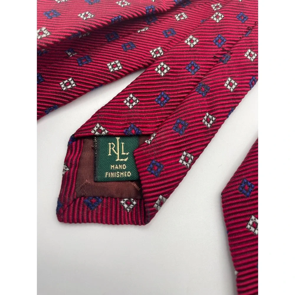 Lauren Ralph Lauren Mens Silk Cotton Burgundy Red Geometric Medallion Tie USA